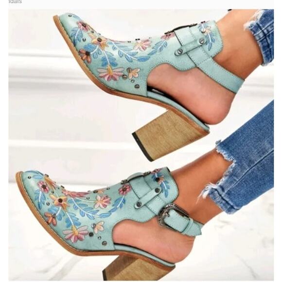 New NWOB Turquoise Floral Booties Size 10 Embroidered Boho Indy - Picture 3 of 15